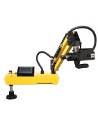 Automatic threading arm